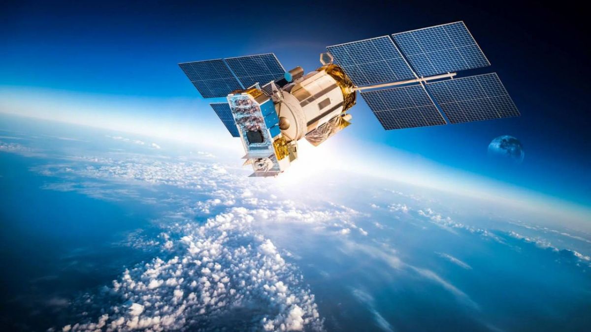 ОАЭ Запускают Свою Спутниковую Программу: Путь Космических Возможностей